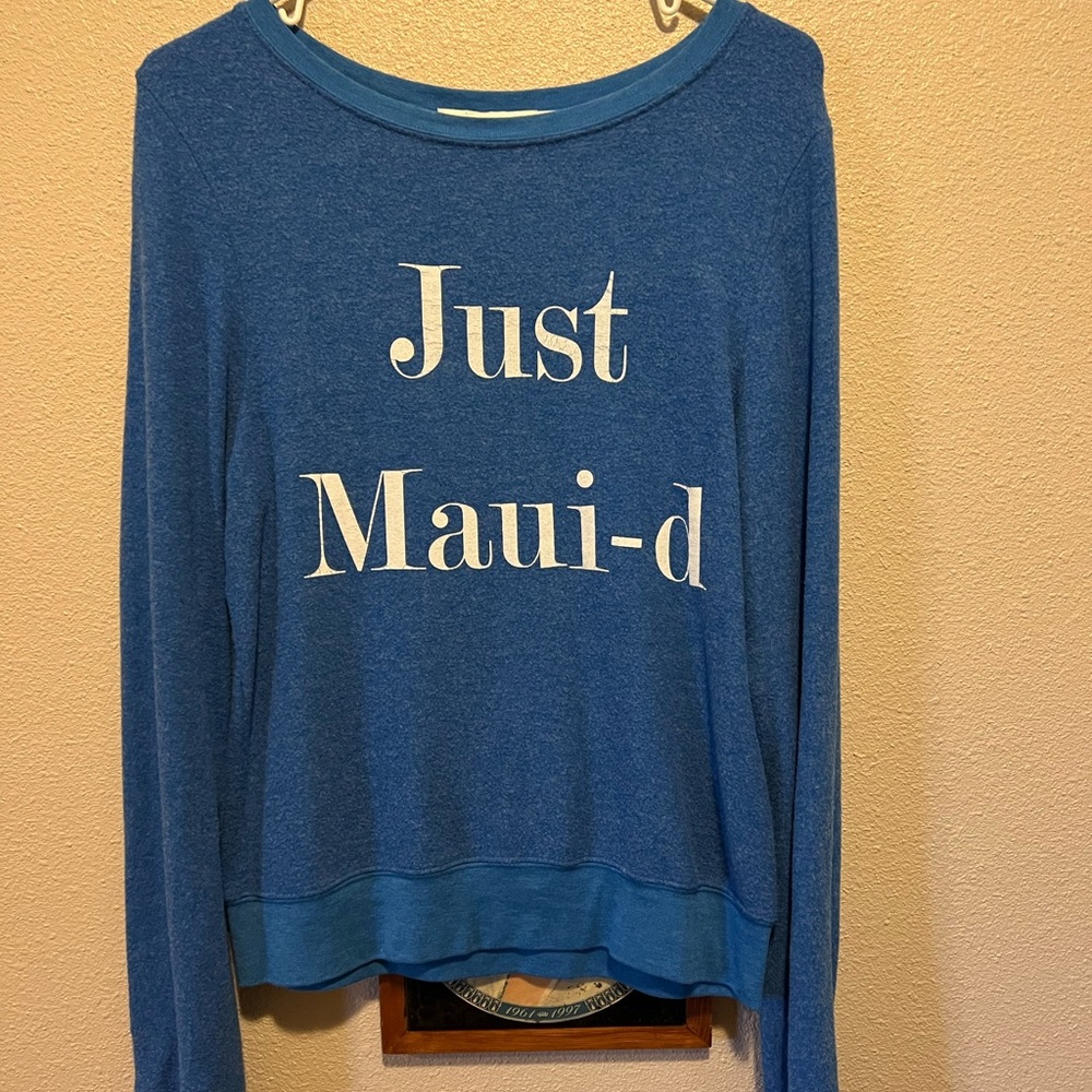 NWT wild fox just Maui’d jumper